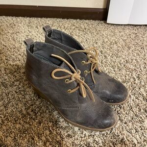 Sperry Brown Leather Wedge Ankle Boots with Tan Laces